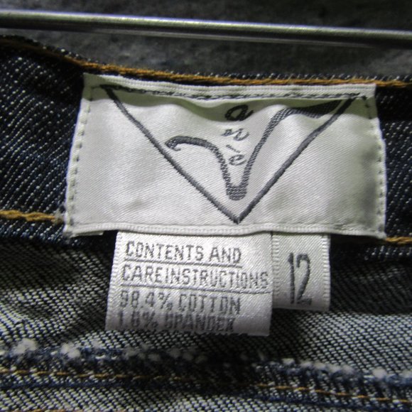 Women's Are Boot Cut Jeans - Picture 11 of 16